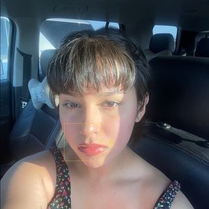 Meet your Posher, Geneiveve